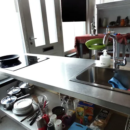 Gerenoveerde Winkel Apartamento *